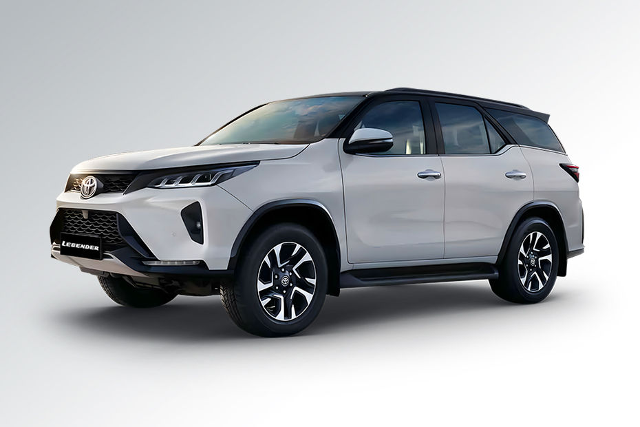 Toyota Fortuner Legender in Platinum White Pearl — V-KOOL heat control film