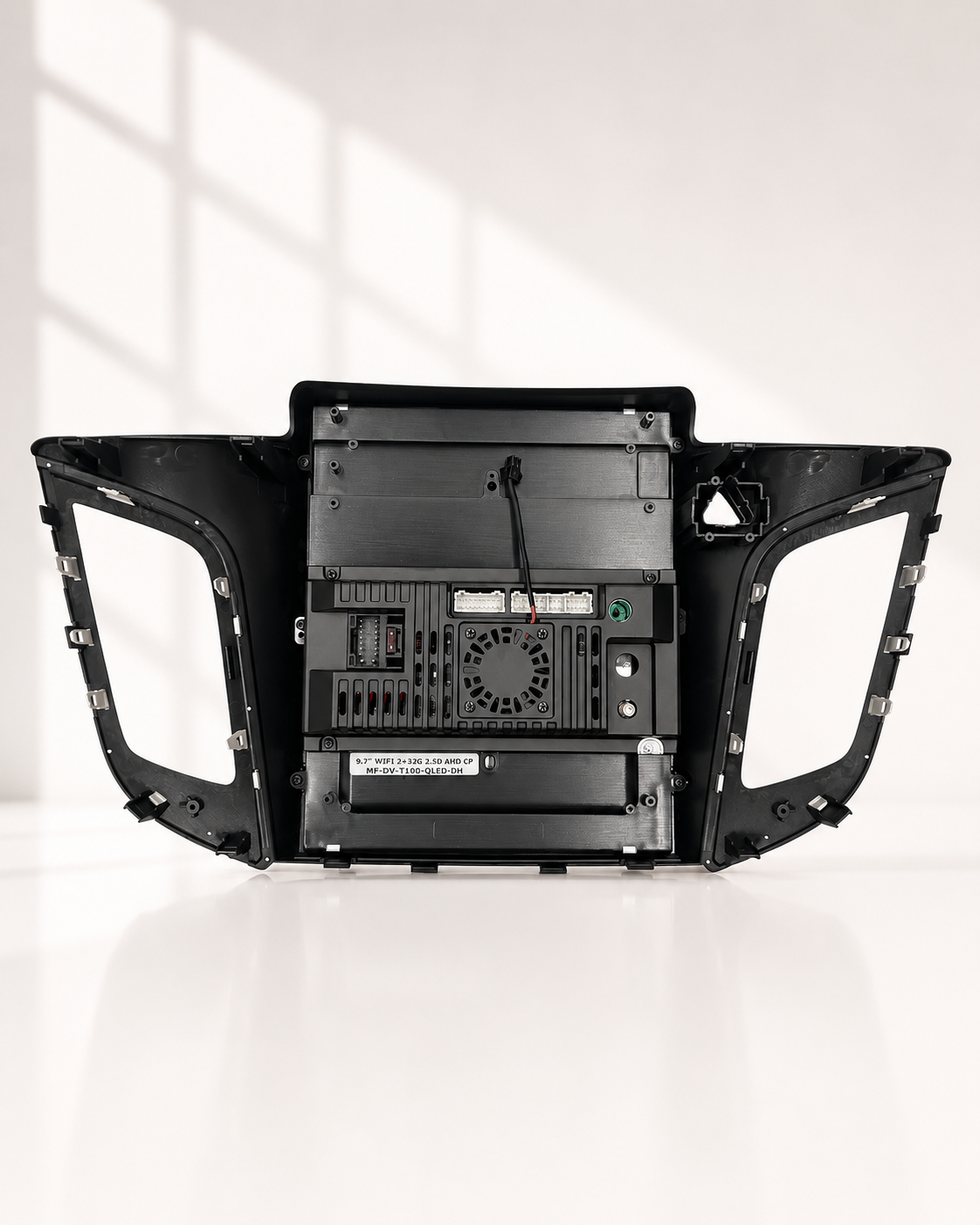 Creta (2015-2019) Android Screen 9.7 inch - unit view 3